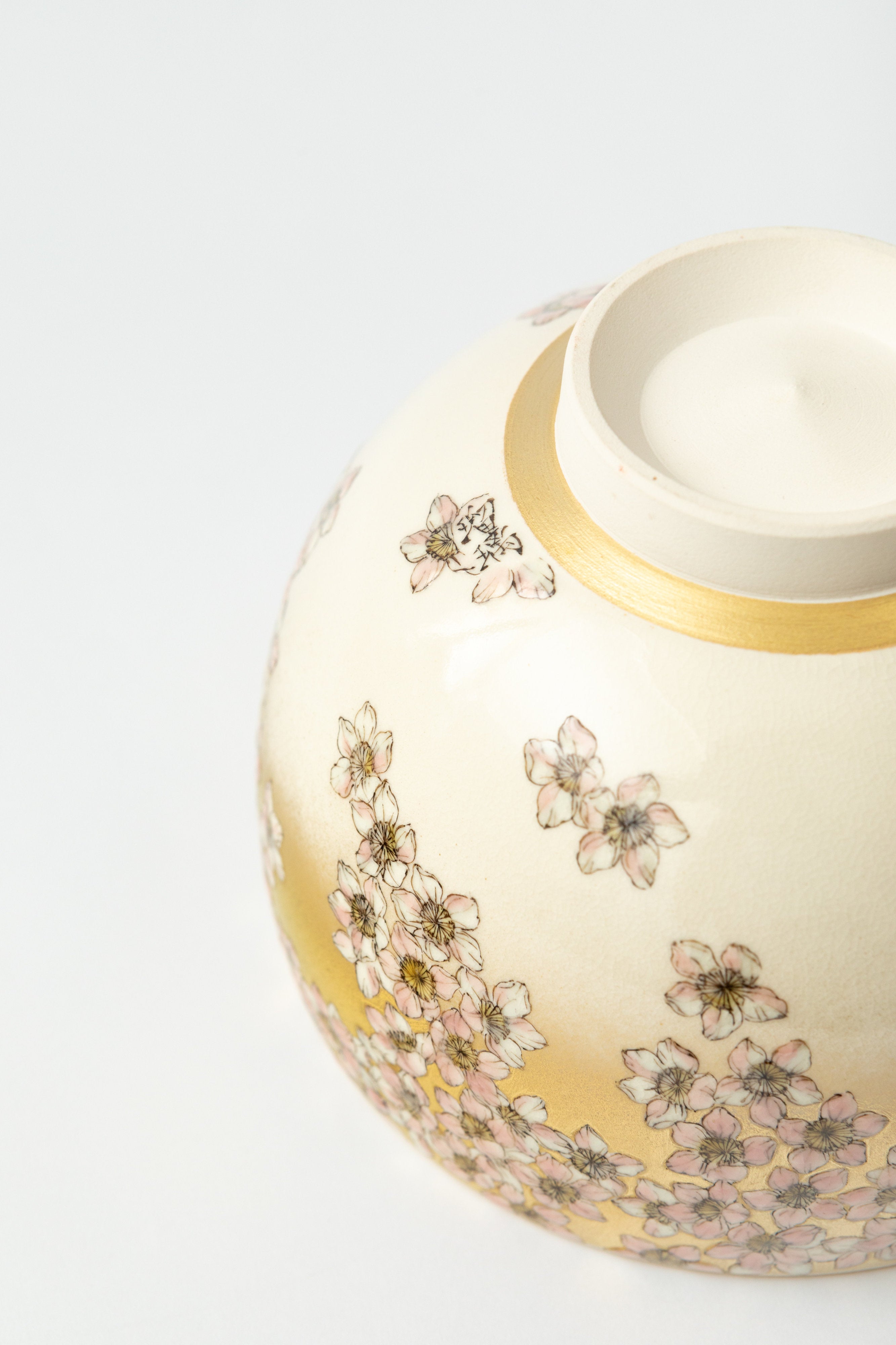 桃の茶碗「西王母」|竹内 瑠璃