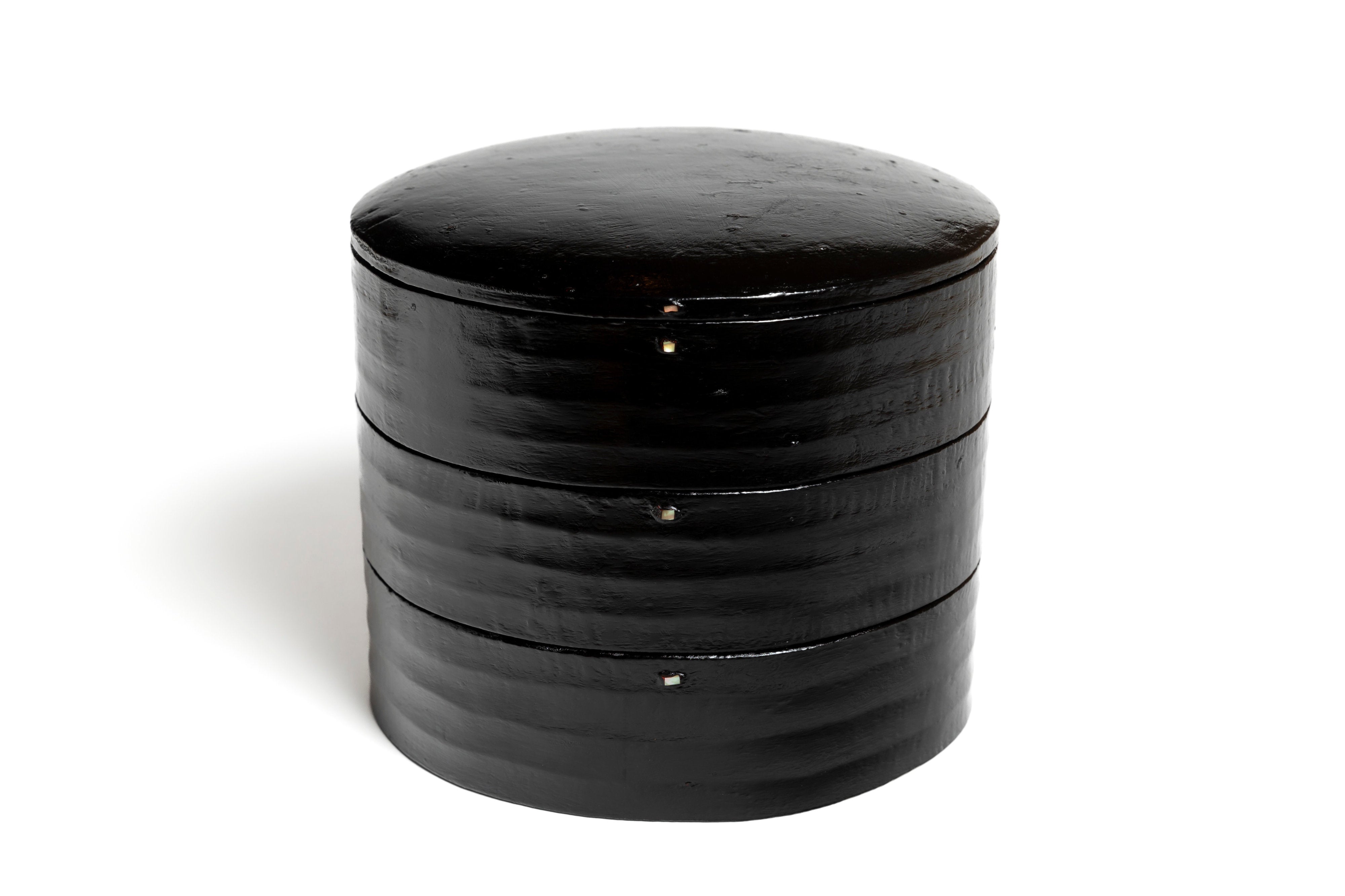 黒漆丸重箱 | 松崎 修