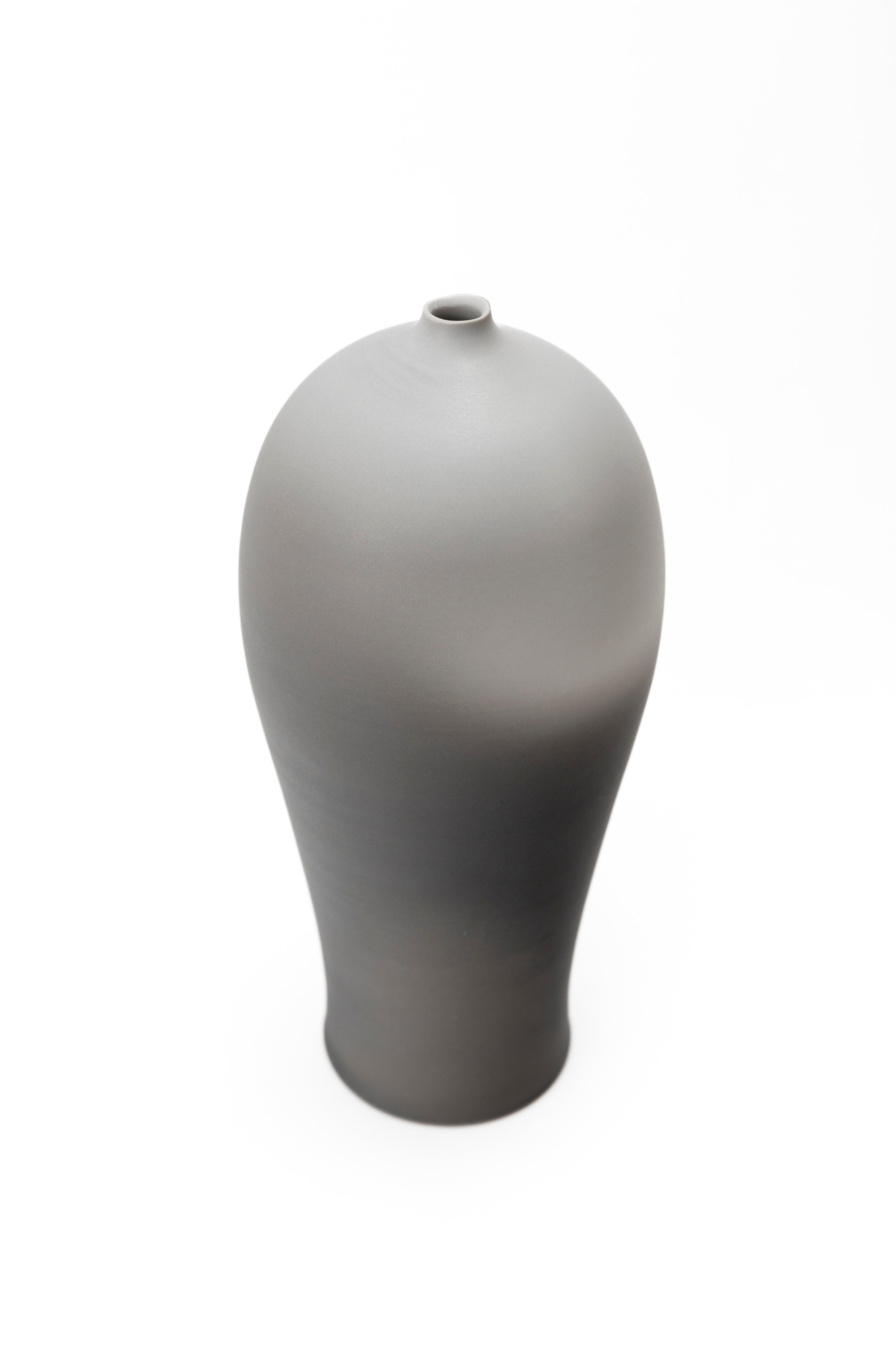 グレー花入れ | 森岡 希世子