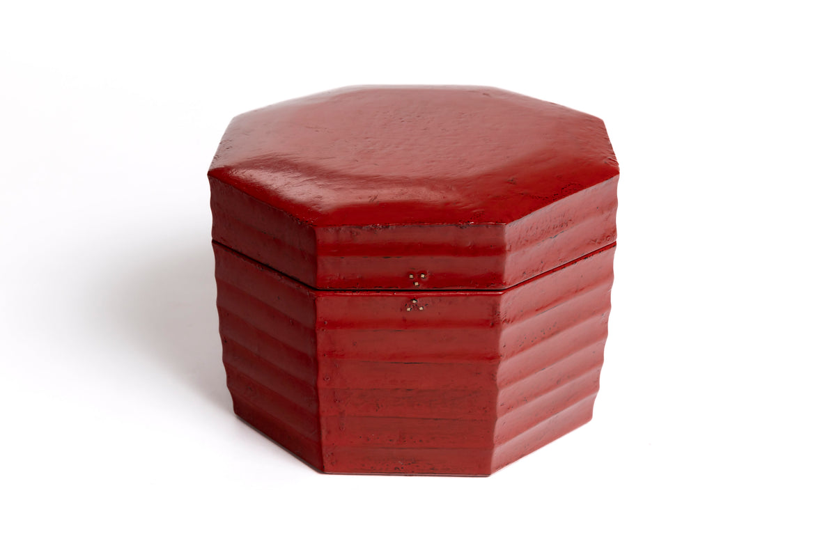 Vermilion Lacquer Shinogi Octagonal Box | Tohru Matsuzaki