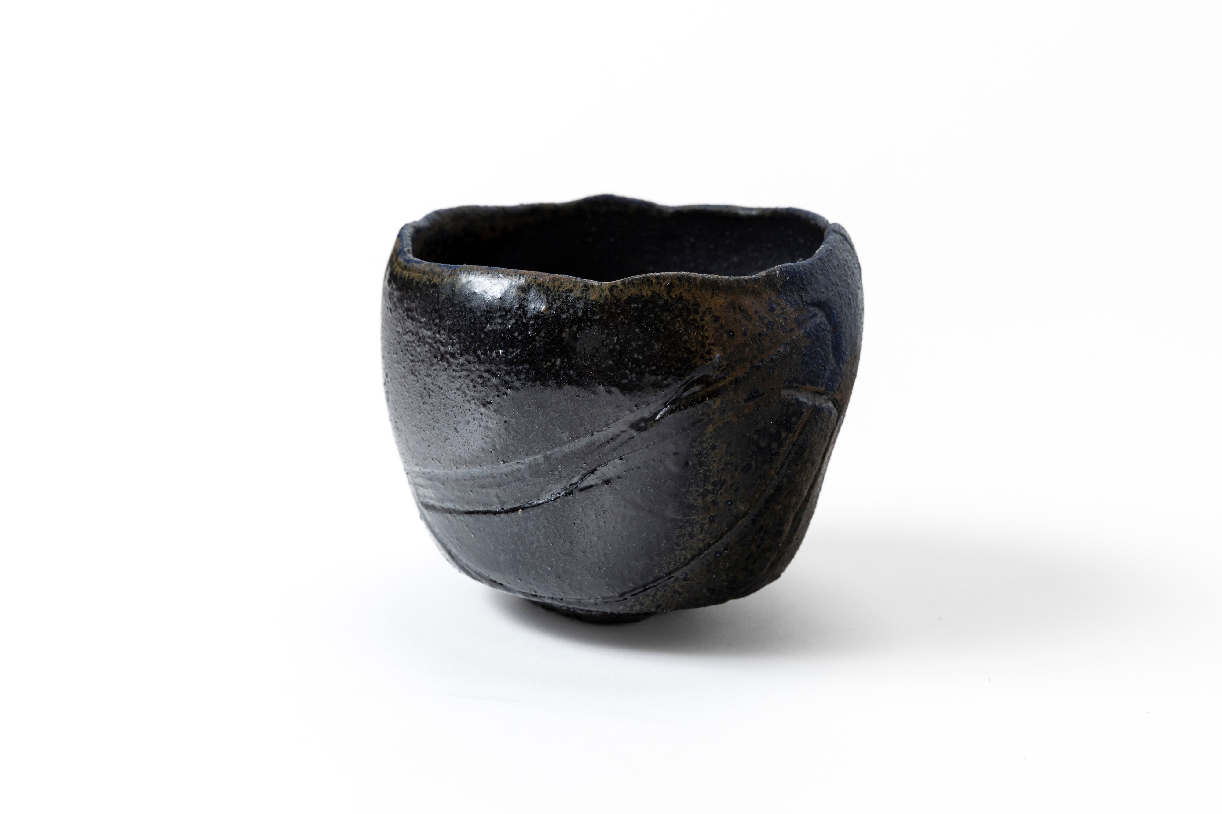 蒼変黒線刻茶盌 | 後関 裕士