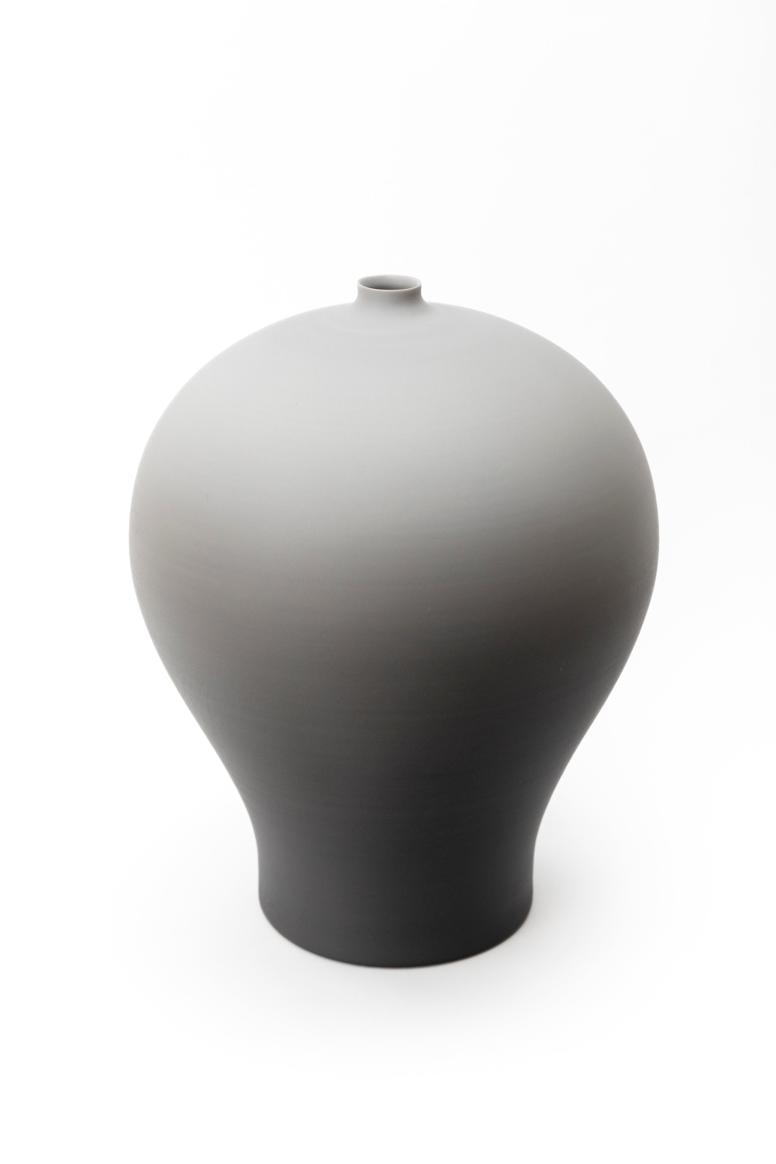 グレー肩張り | 森岡 希世子