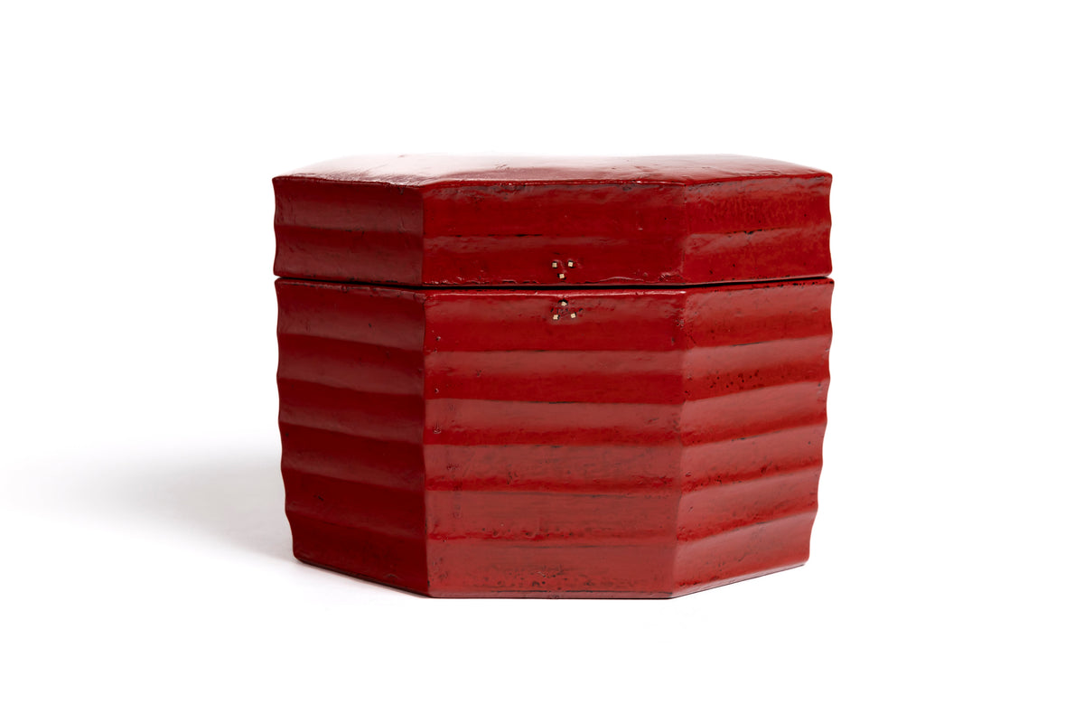 Vermilion Lacquer Shinogi Octagonal Box | Tohru Matsuzaki