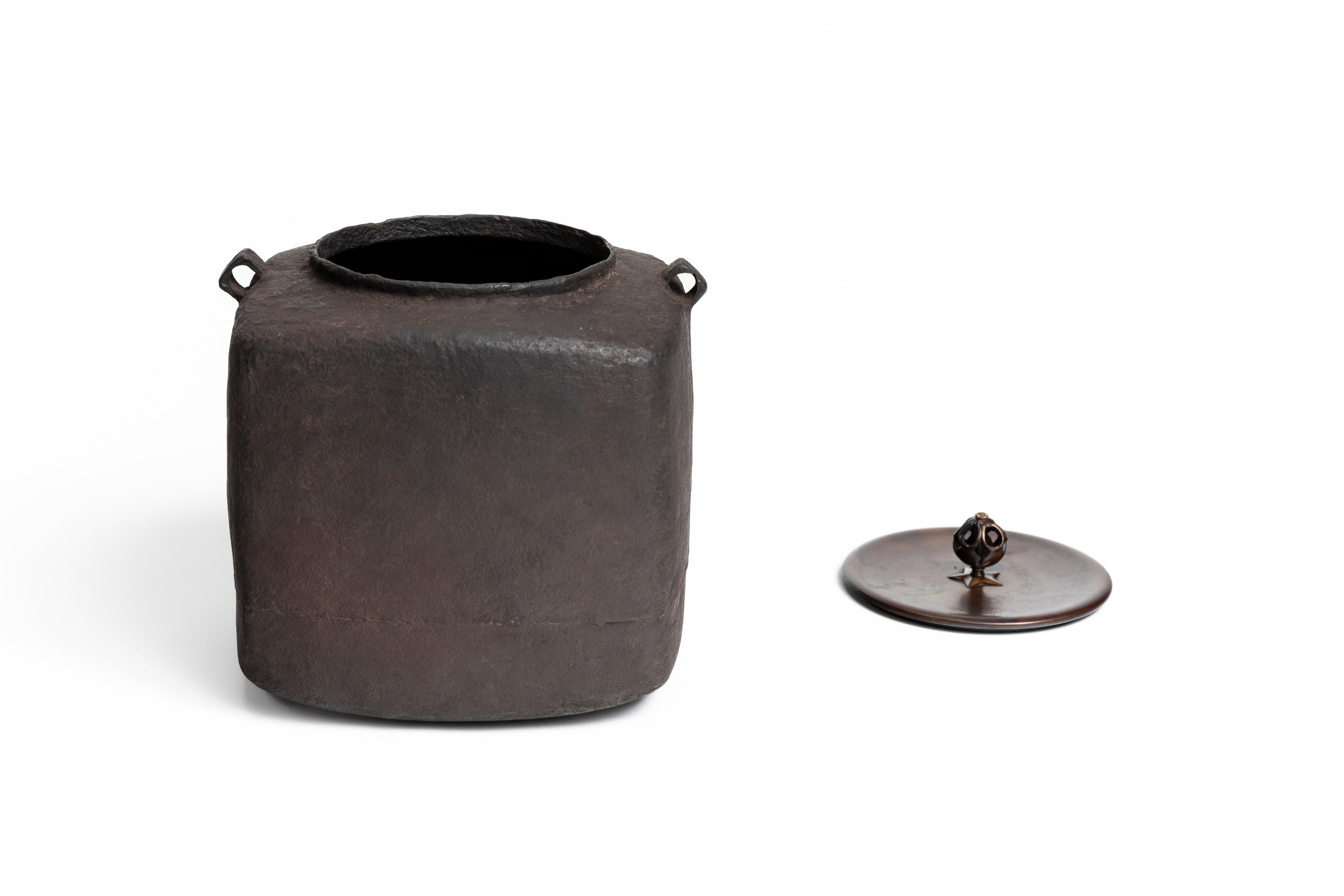 四方釜|十五代 宮崎 寒雉