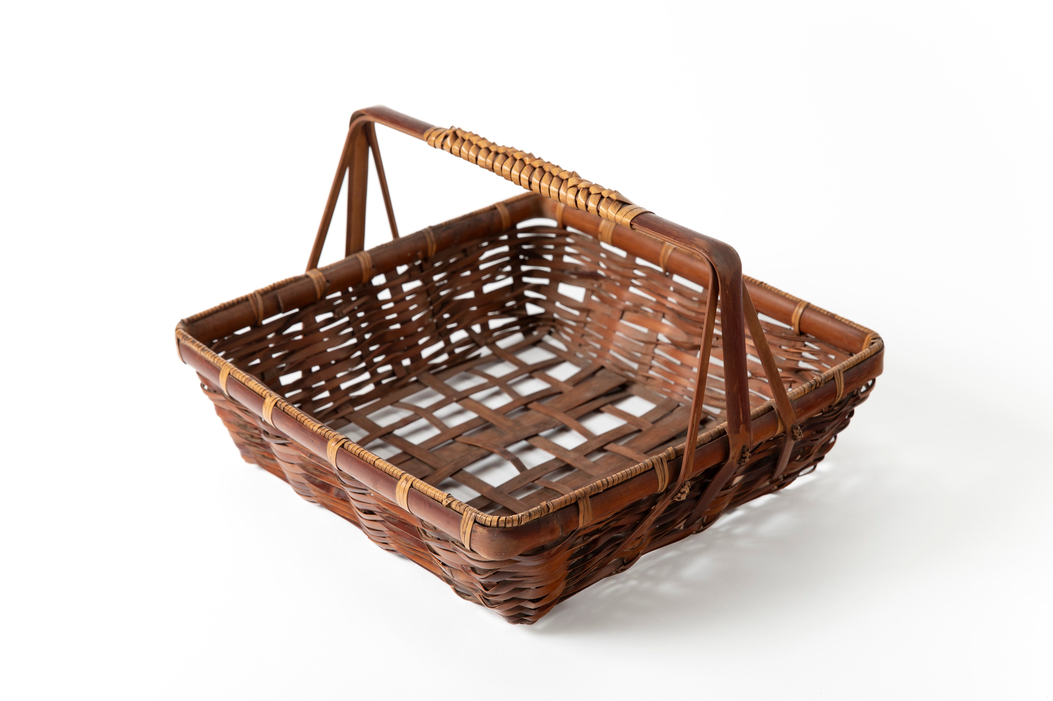 中田錦石 四方手つき盛籠 | 斎藤正光 監修