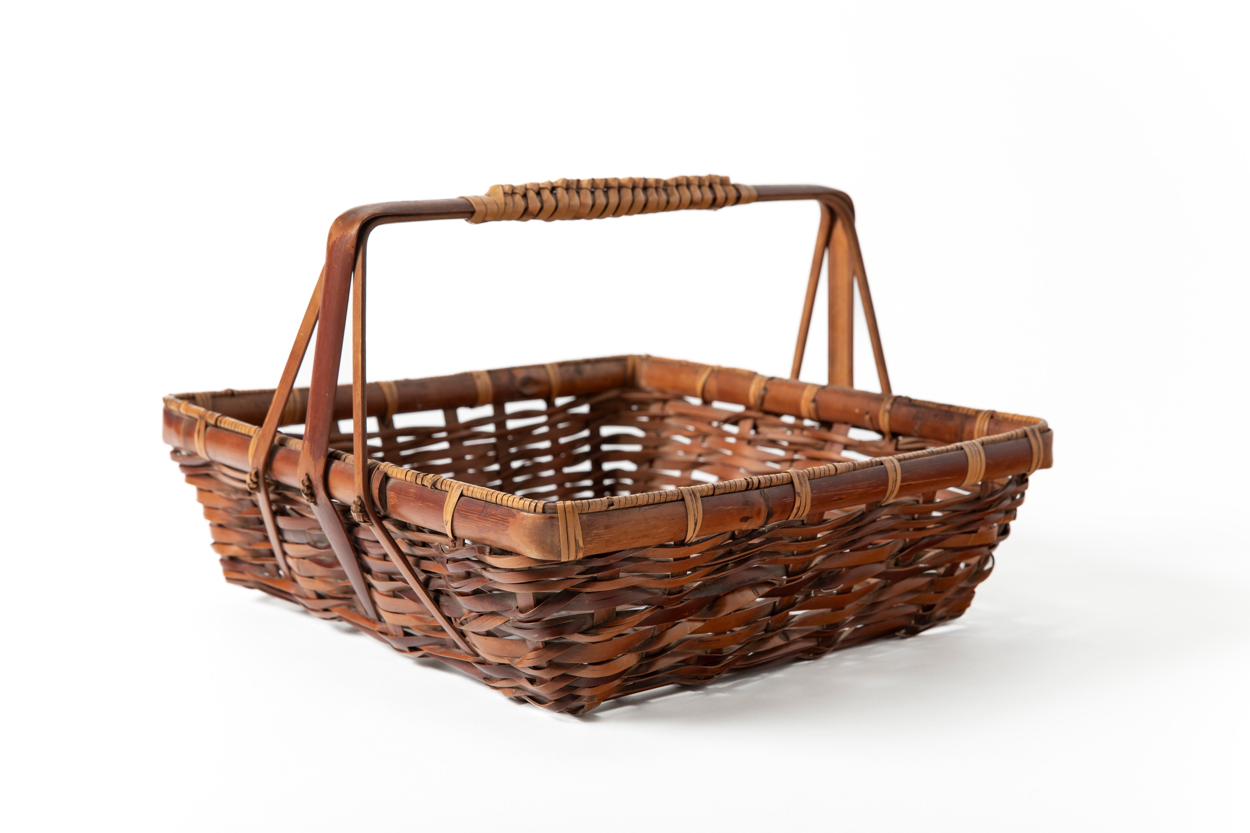 中田錦石 四方手つき盛籠 | 斎藤正光 監修