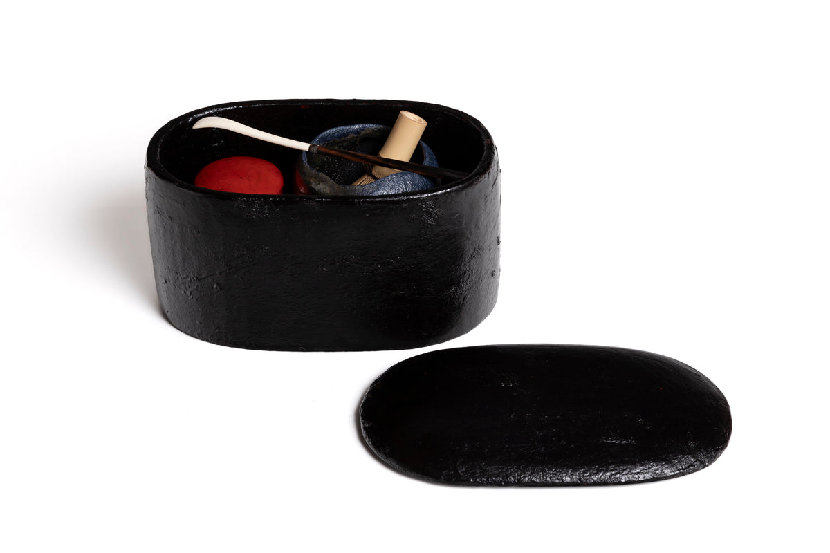 Black Lacquer Oval Box | Tohru Matsuzaki