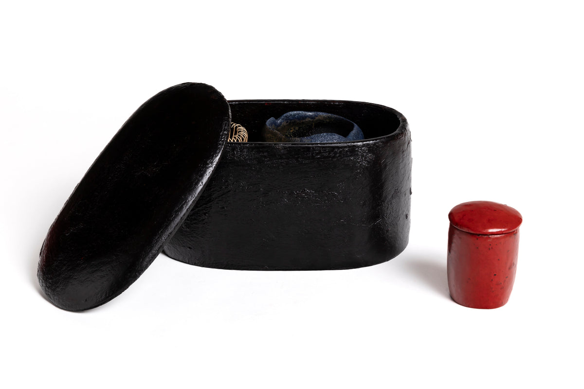 Black Lacquer Oval Box | Tohru Matsuzaki