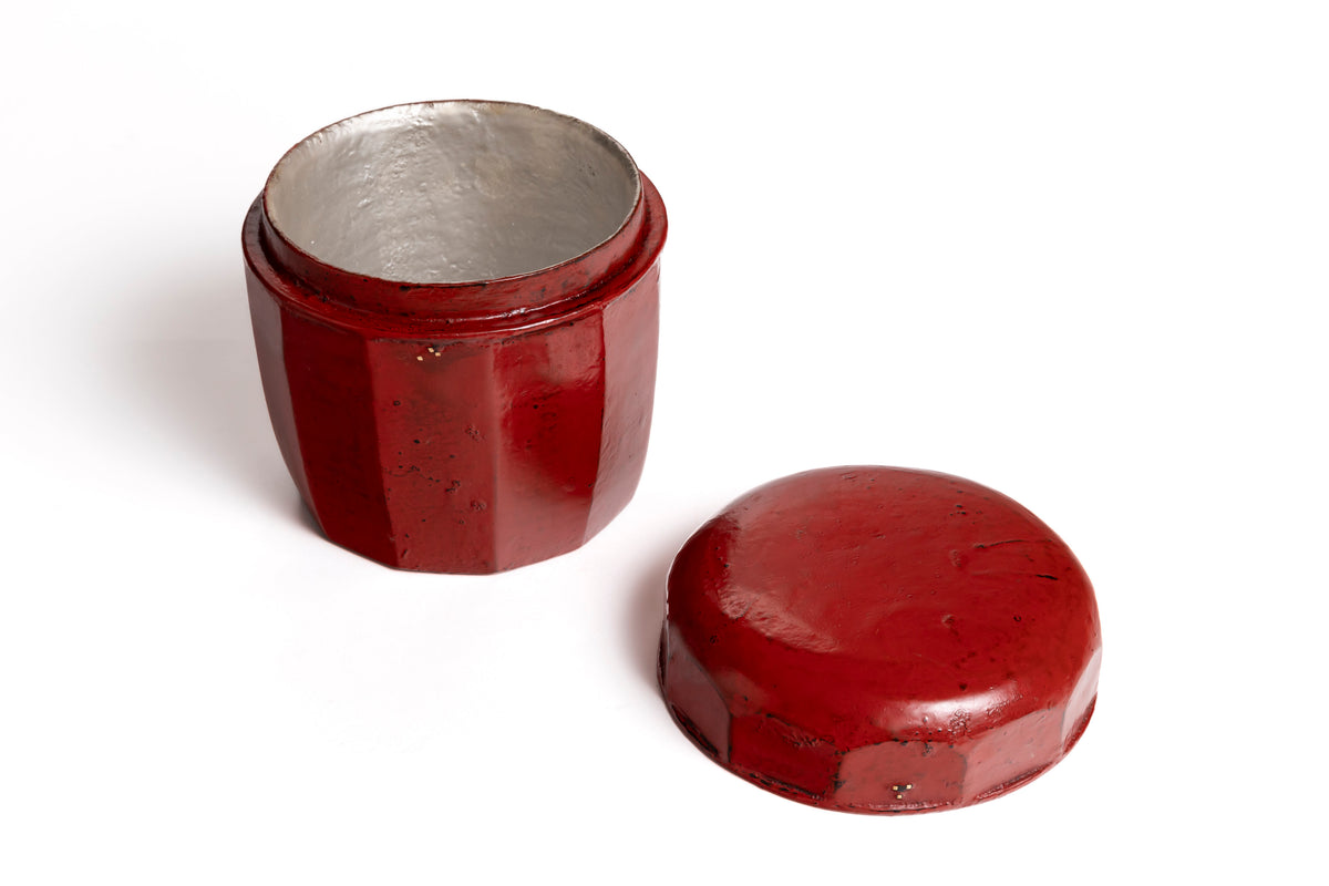 Vermilion Lacquer Faceted Box | Tohru Matsuzaki
