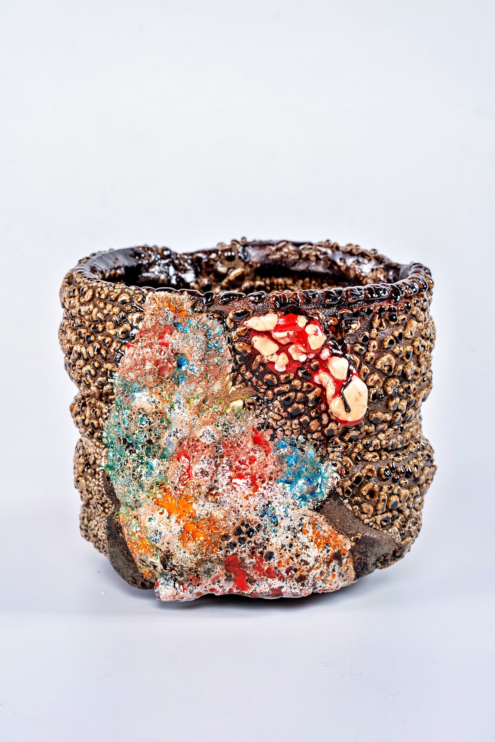 Hybrid Karatsu ＆ Foam Glaze Tea Bowl | 氏家 昂大