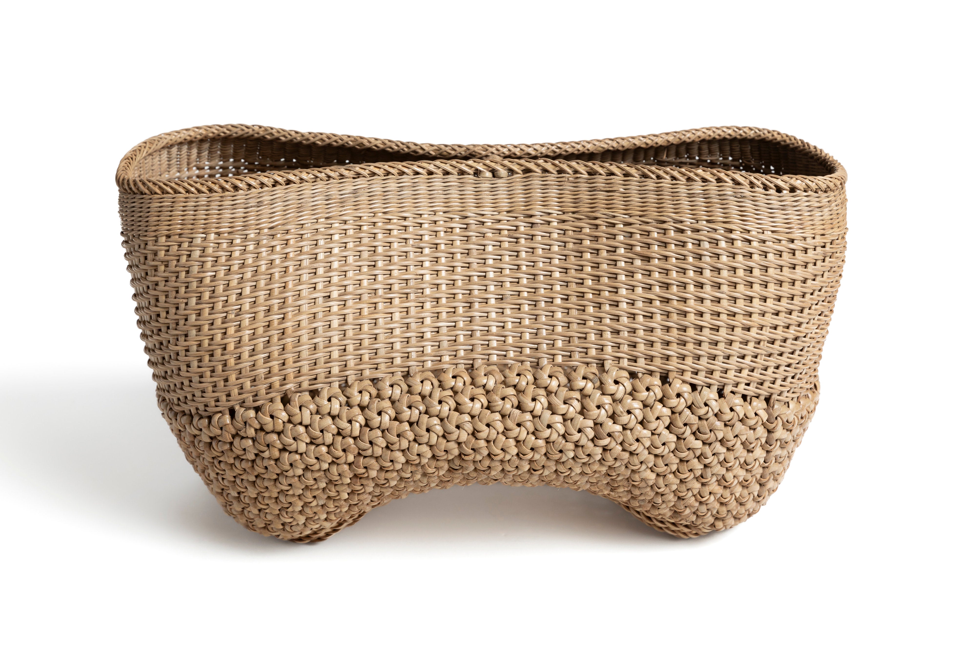 銹籐花結編彎籠 海猫 | 川口 淳平