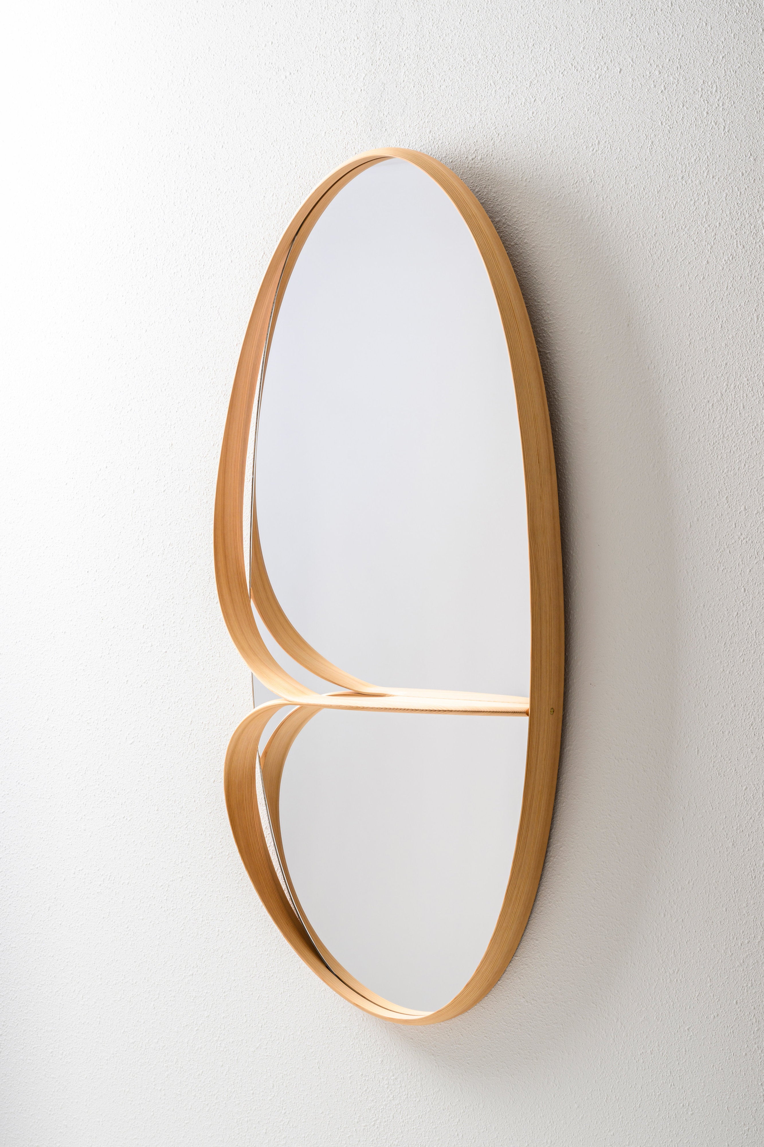 muji wall mirror | 平井健太