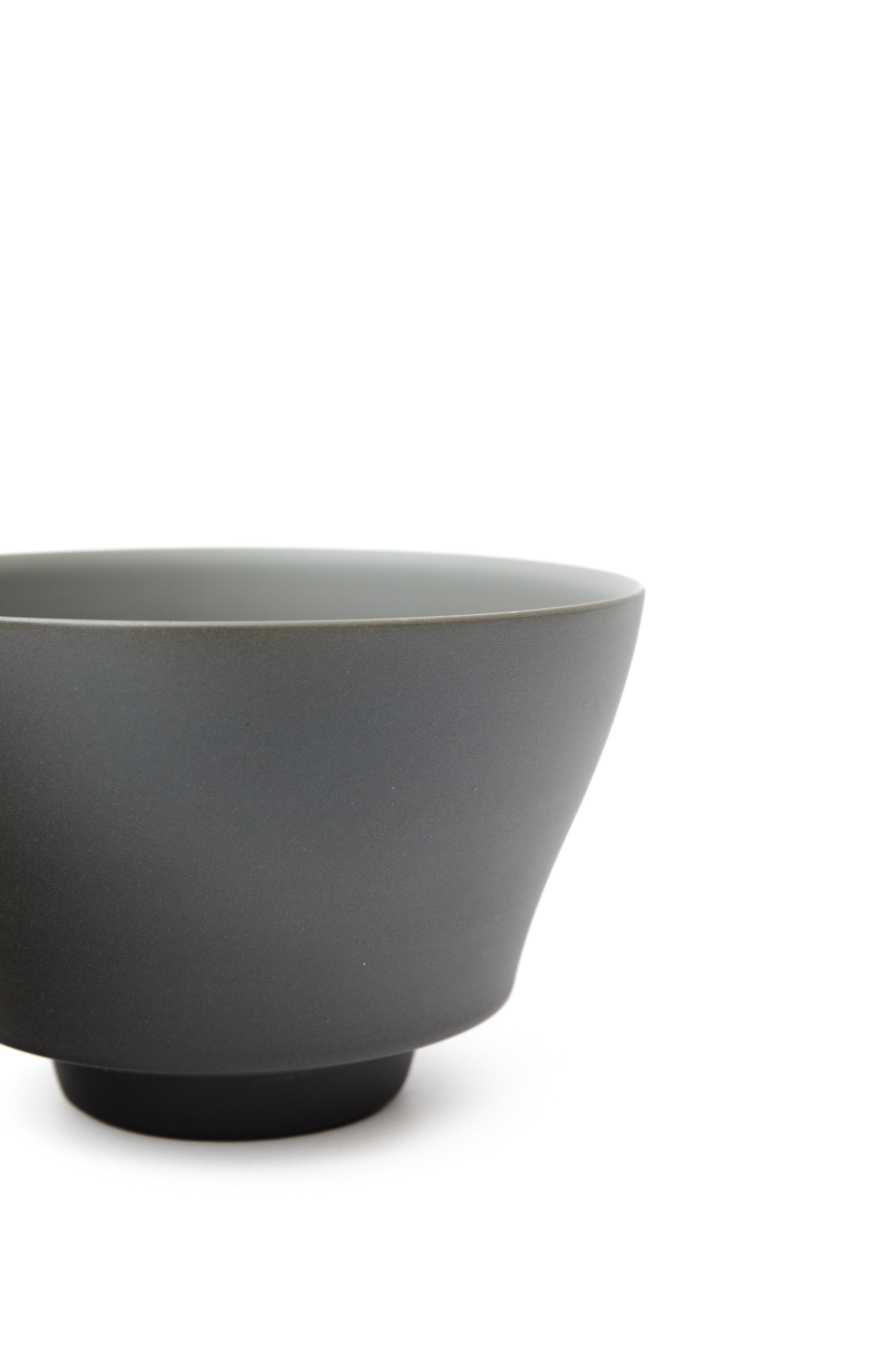 森岡 希世子 | 茶碗「透雲」(黒) - Tea Bowl "Transparent Cloud" (black)