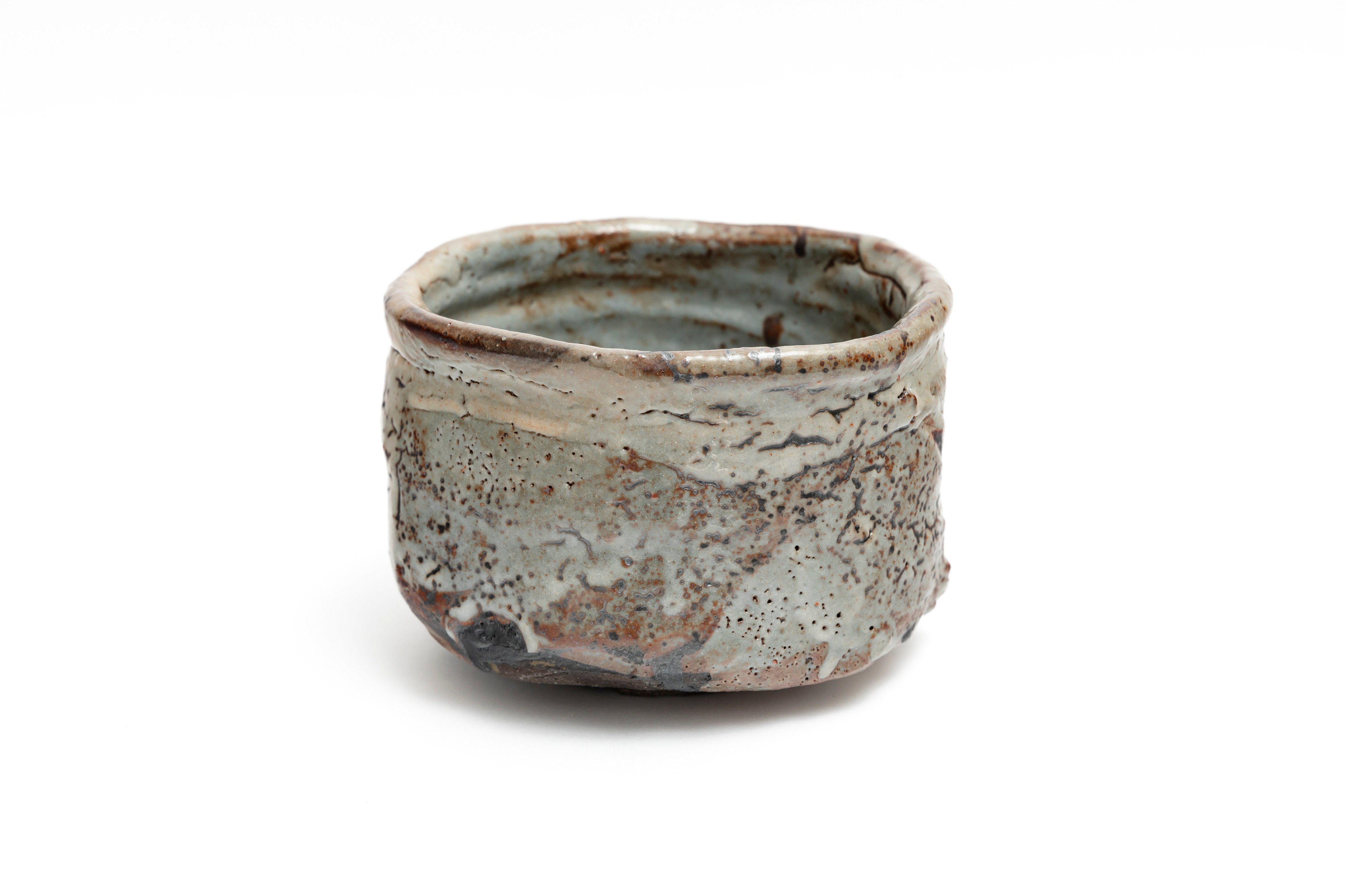 Mouse Shino tea bowl