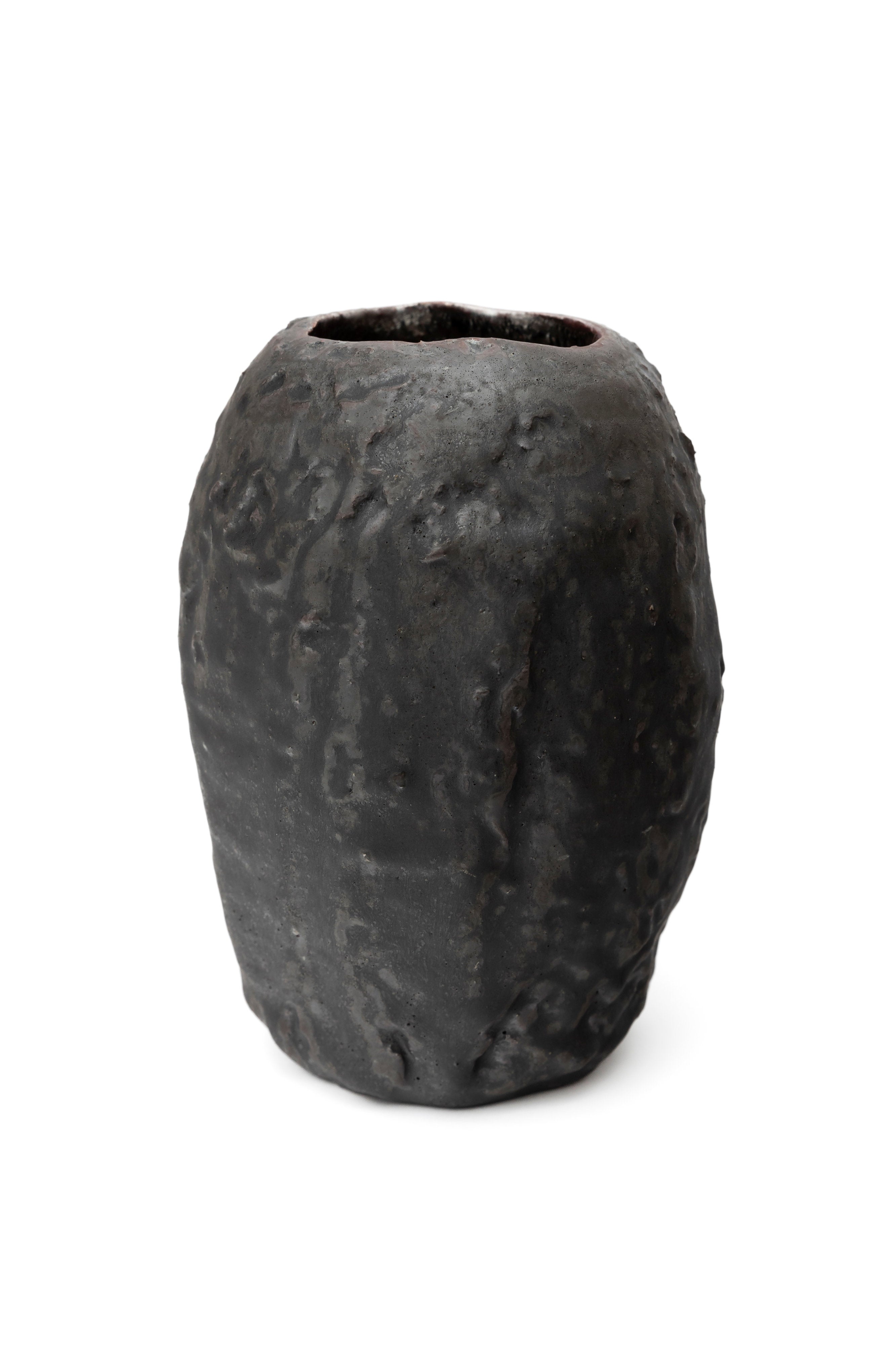 桃銀油滴煤黒花入 | 古谷 宣幸