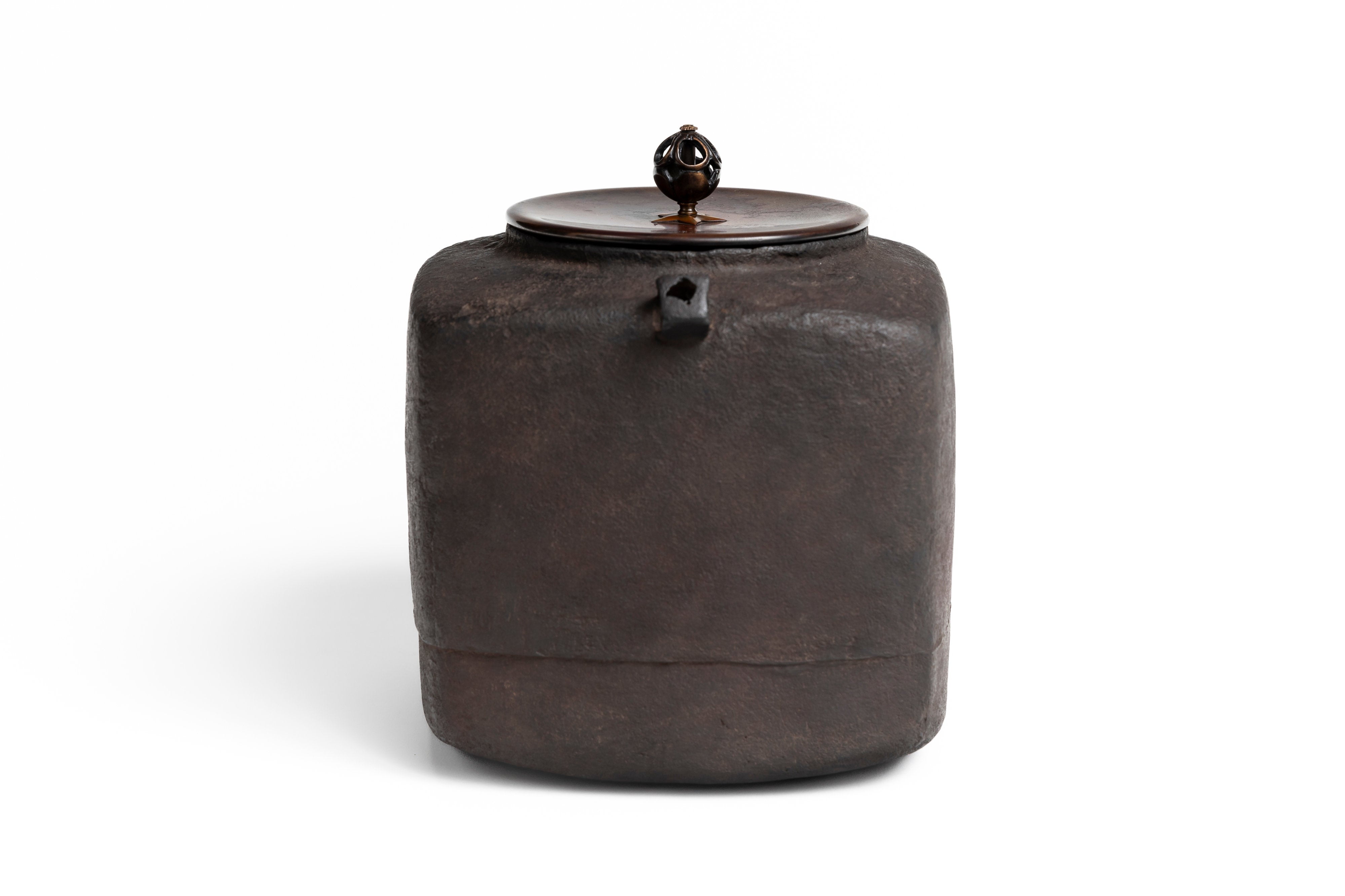 四方釜｜十五代 宮崎 寒雉