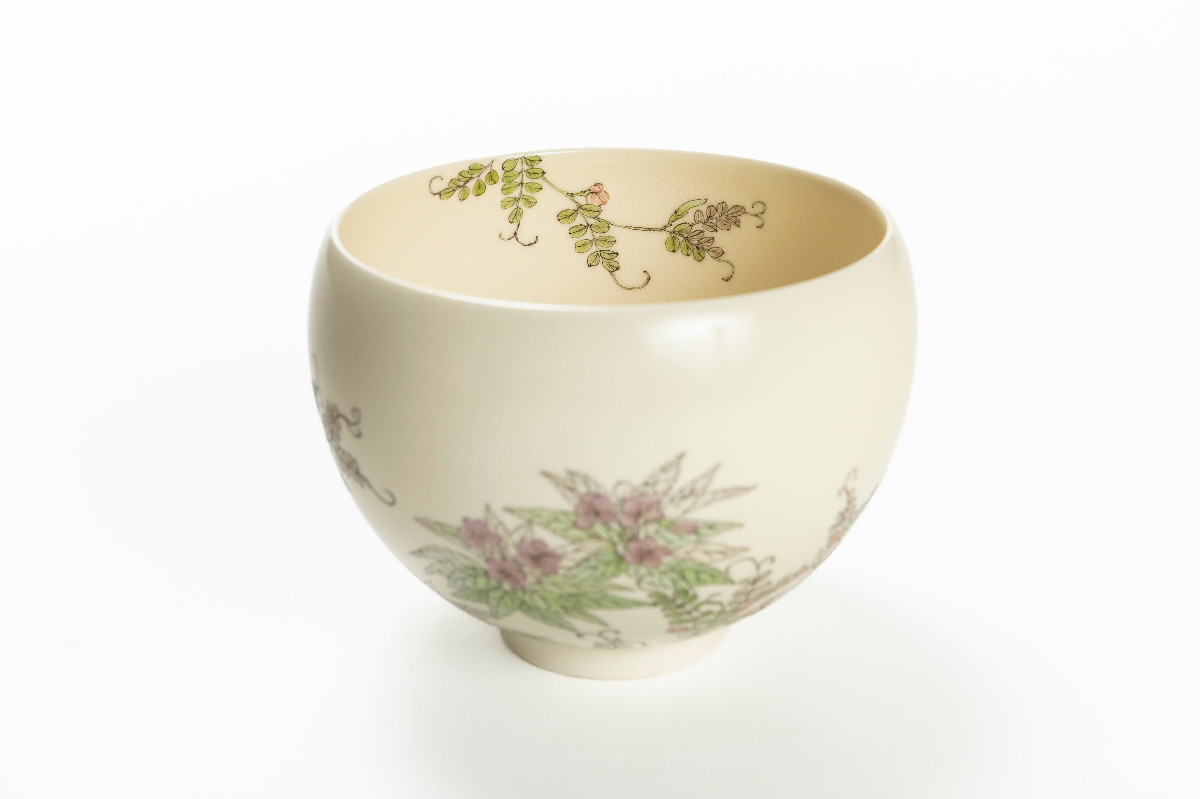 竹内 瑠璃|色絵茶盌「春野に遊ぶ」