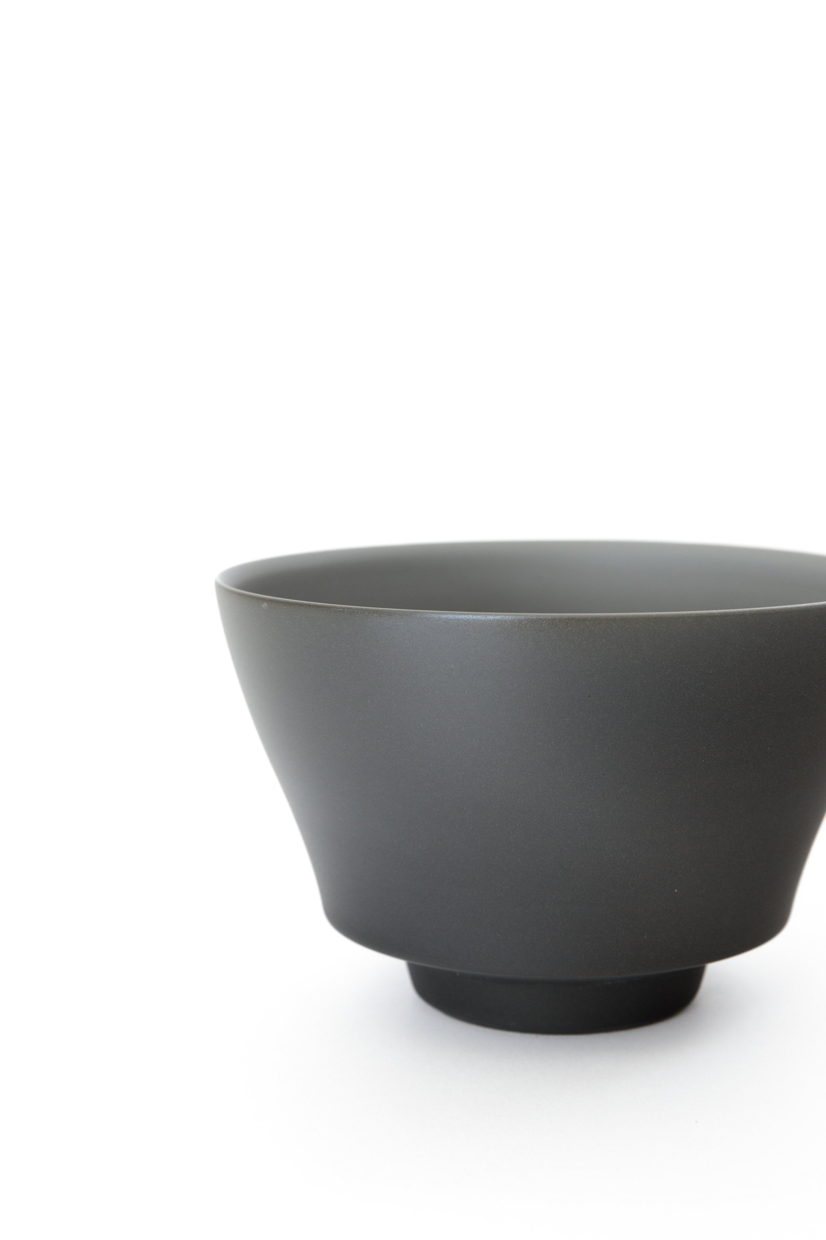 森岡 希世子 | 茶碗「透雲」(黒) - Tea Bowl "Transparent Cloud" (black)