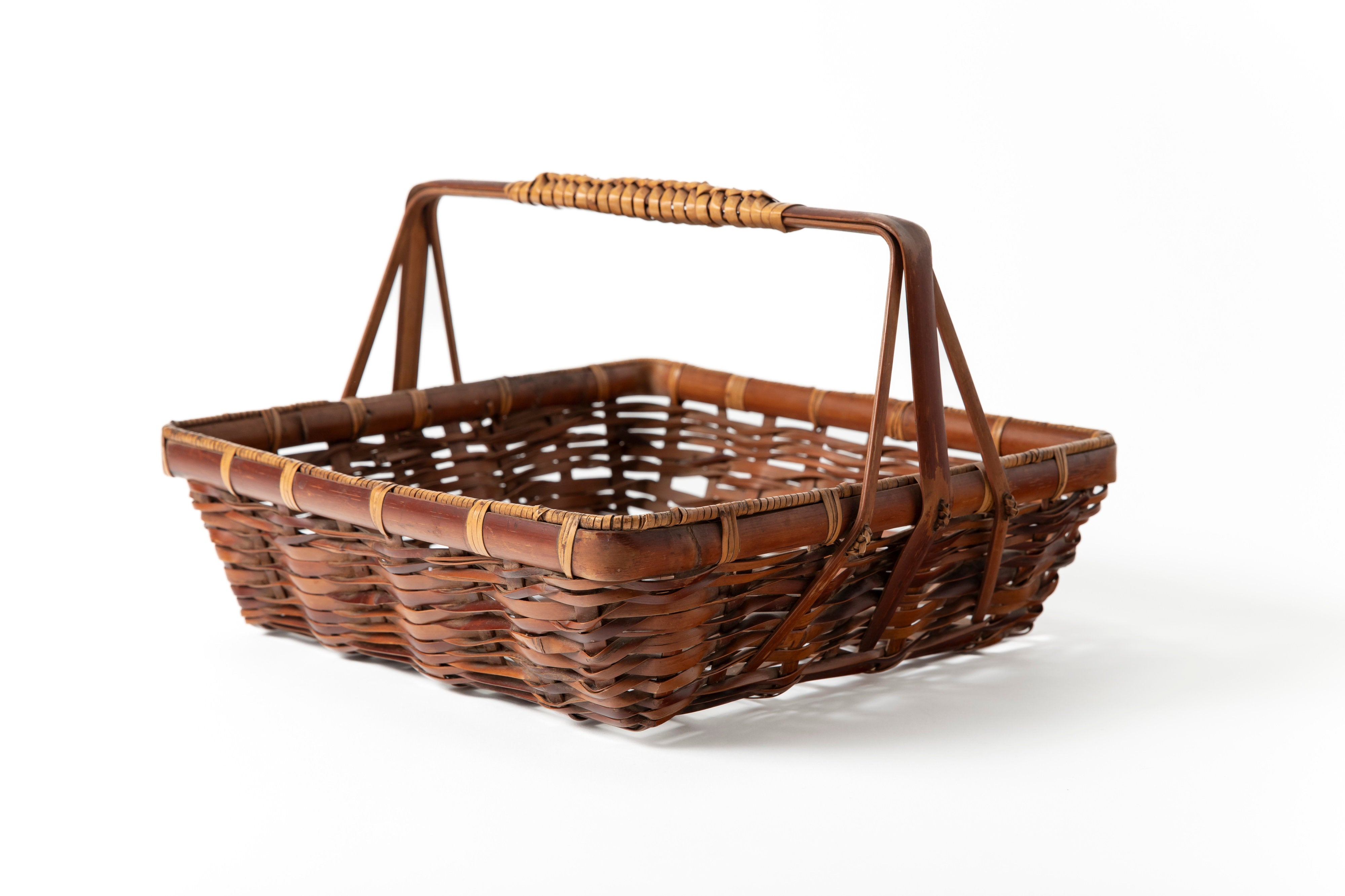 中田錦石 四方手つき盛籠 | 斎藤正光 監修