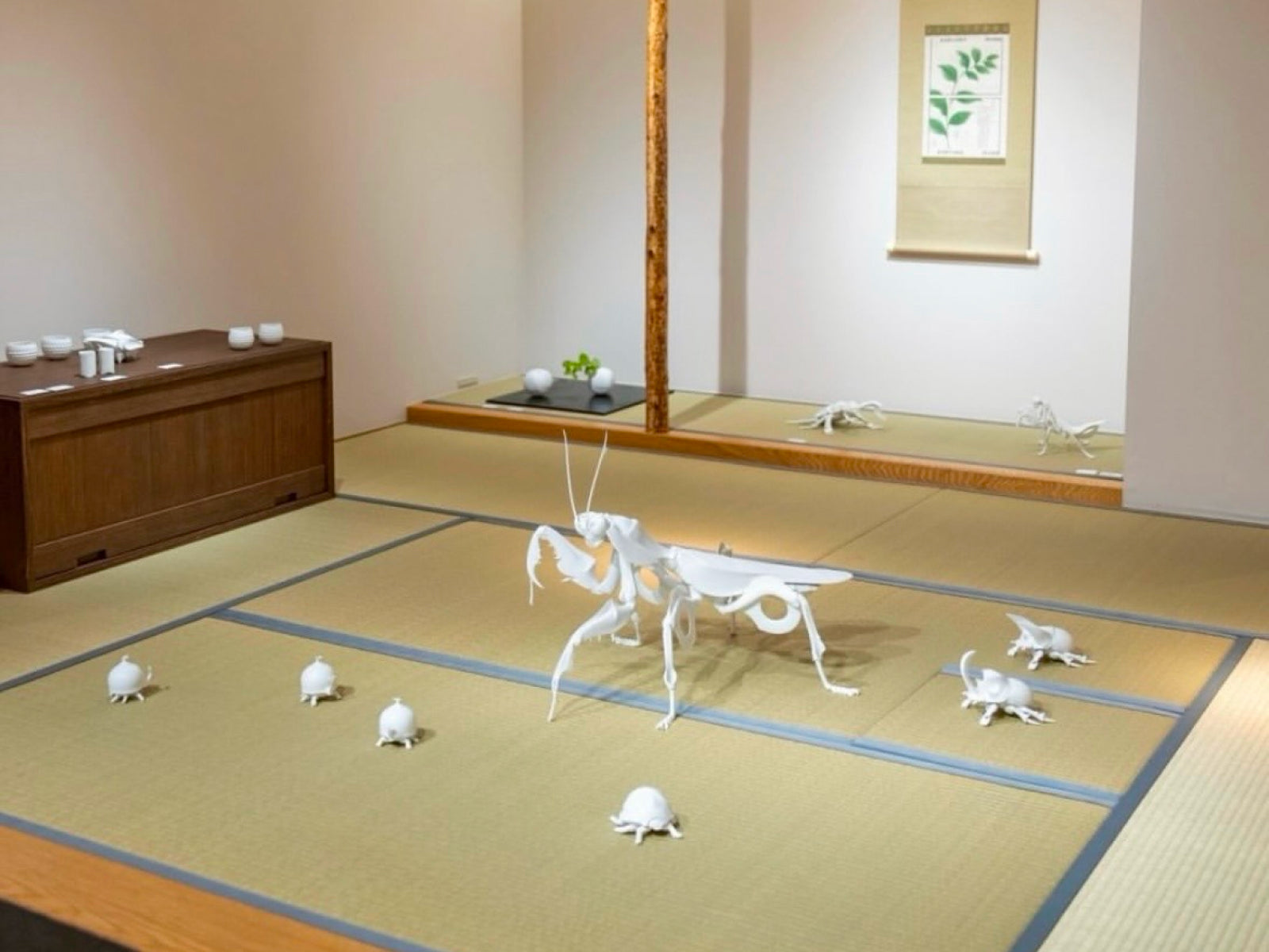 堀貴春・白磁の虫展