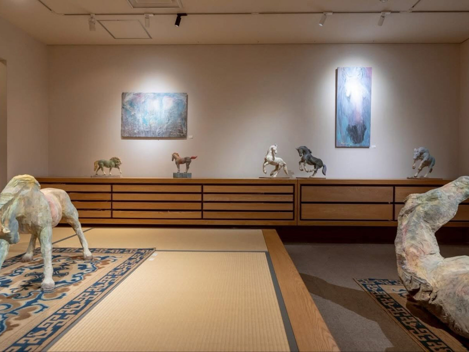 十時孝好展 霜月の「UMA」と「USAGI」