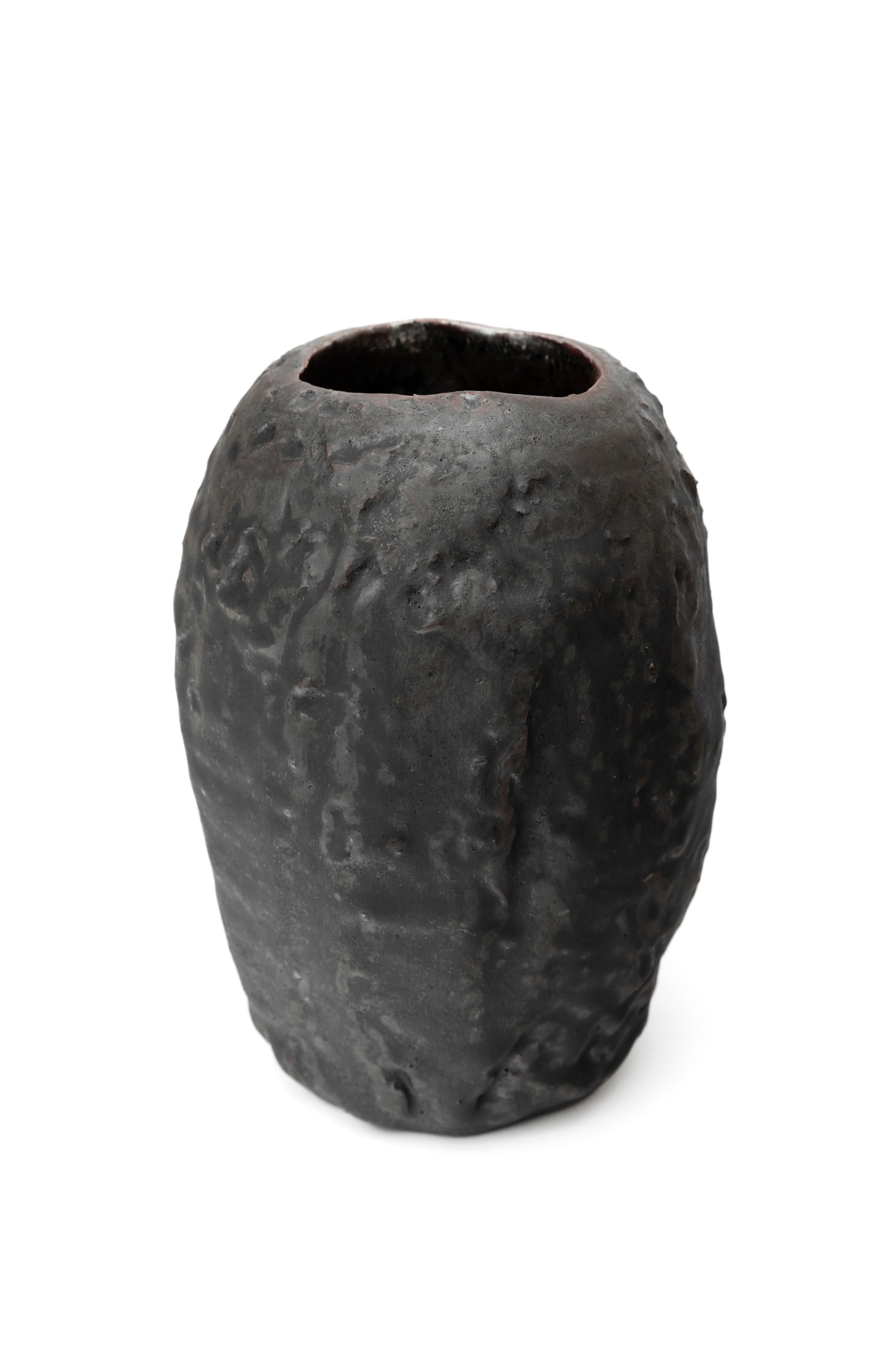 桃銀油滴煤黒花入 | 古谷 宣幸