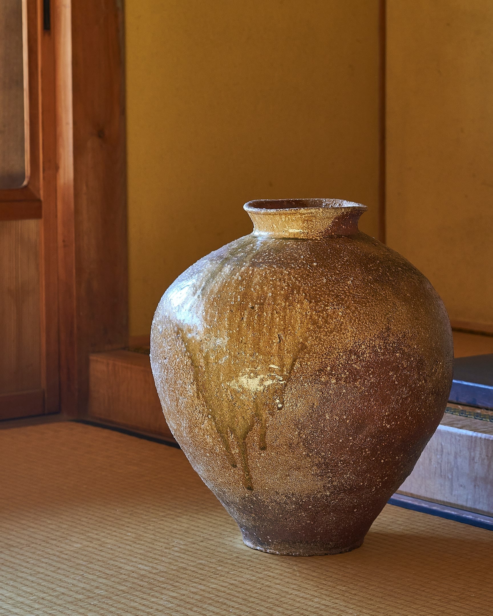 焼〆大壷 Yakishime Jar | 岸野 寛